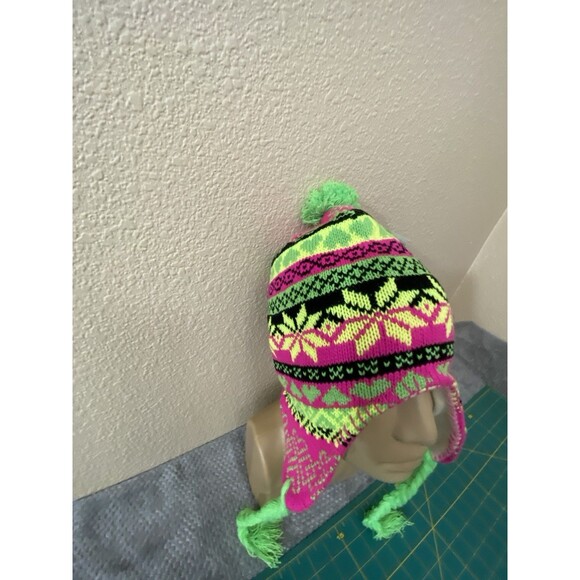 Peruvian Chullo hat Neon Florescent Green Pom - Picture 8 of 14